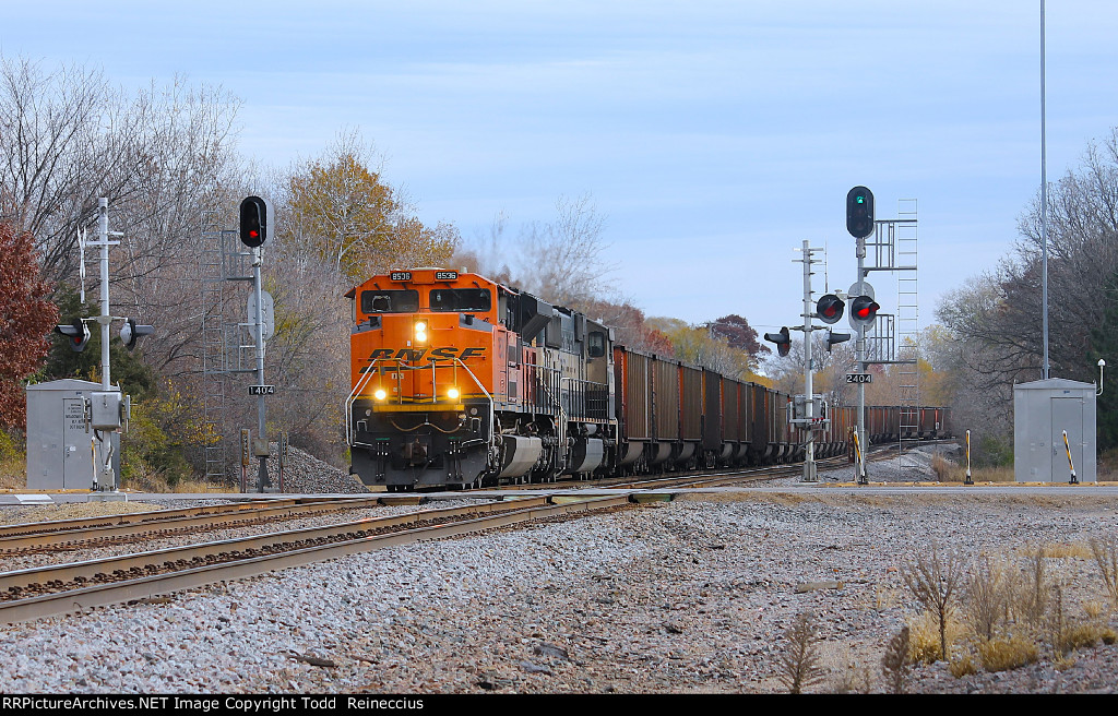 BNSF 8536